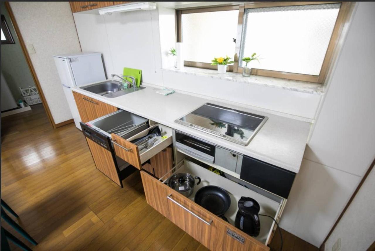 Wing Mihama B014 Apartment ชาตัน ภายนอก รูปภาพ